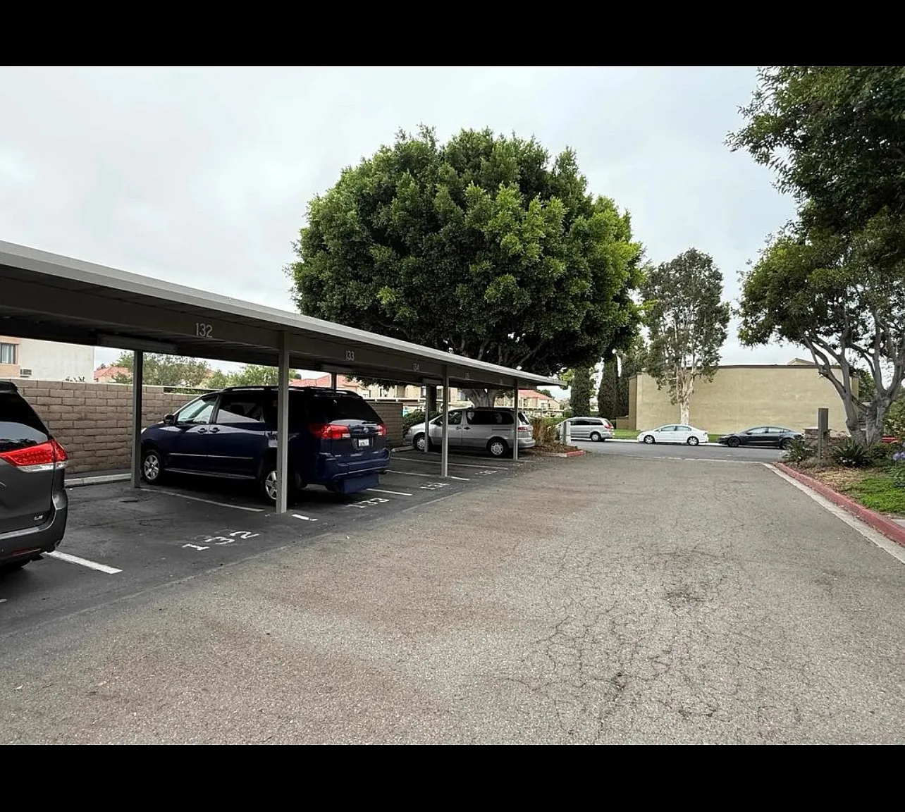 2 bed, 698 sqft, $2,500 — Photo 3