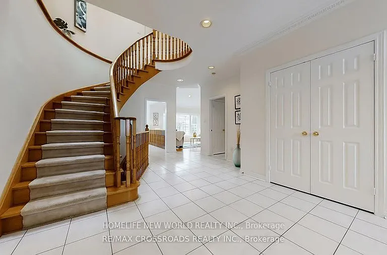 73 Reansbury Cres — Photo 19