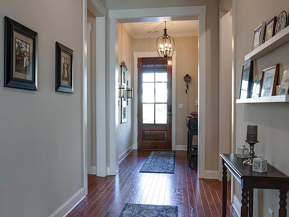 3rd image of 2788 Americus Dr