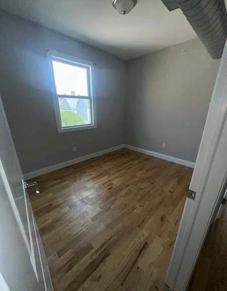619 E 26th St #201 — Photo 8