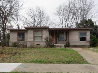3104 51st St, Dallas, TX 75216