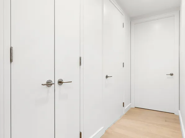 554 West 46th Street image 6 of 18