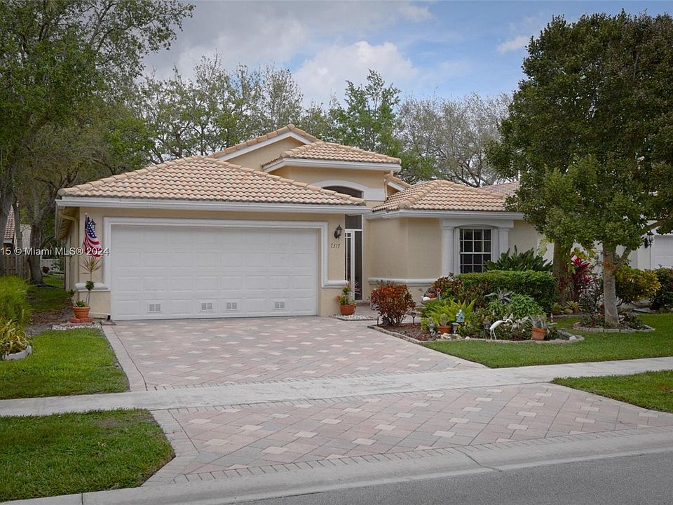 1st image of 7317 Lugano Dr