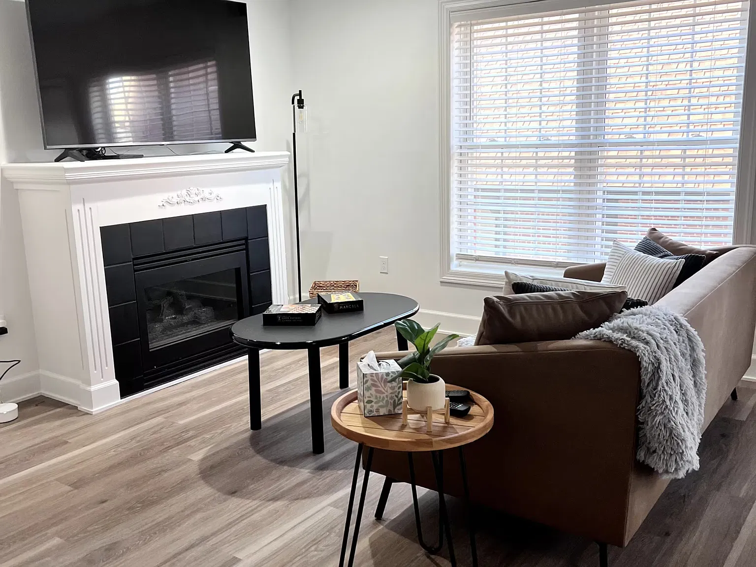 JW Flats Condominiums - Unit 7 — Photo 3