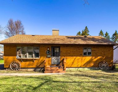 110 Hays Cir, Silver Bay, MN, 55614