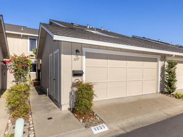 1137 Nimitz Ln, Foster City, CA 94404