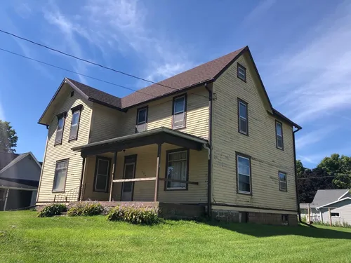 306 S Main St Photo 1
