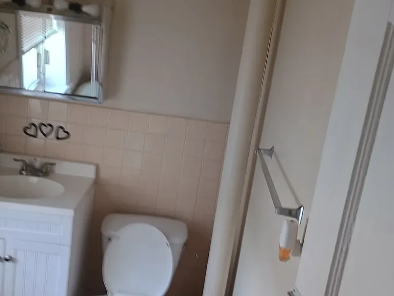 520 Franklin St #5 — Photo 11