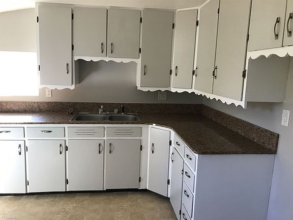 05B55D97-359D-4DB5-B8A2-1DA3FA695427