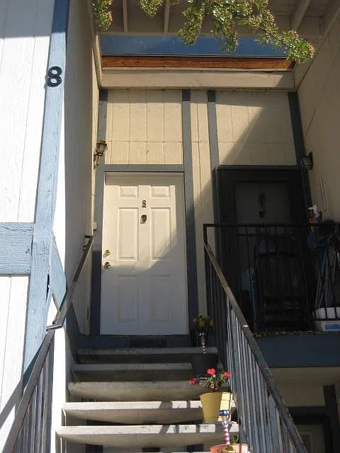 2385 Tripp Dr #8