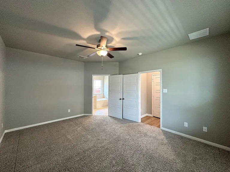 1821 Horatio St — Photo 15