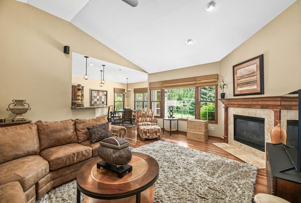 6305 Cedarhedge DRIVE, Racine, WI - View 4