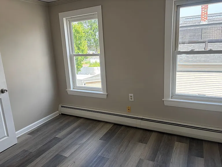 61 Kingston St — Photo 19