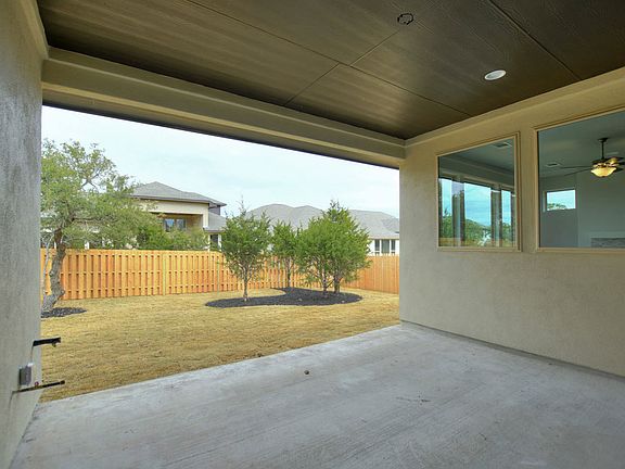 228 Lavaca Heights Plan 602F-L Patio