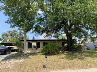 807 Casselberry Dr, Lake Wales, FL 33853