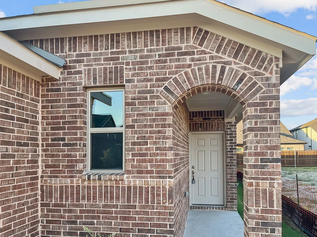 Building Photo - 3310 Sedge Grass Dr