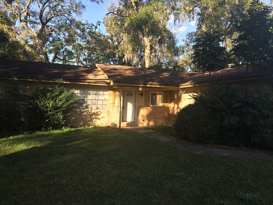 2nd image of 4000 SE 20th Ter