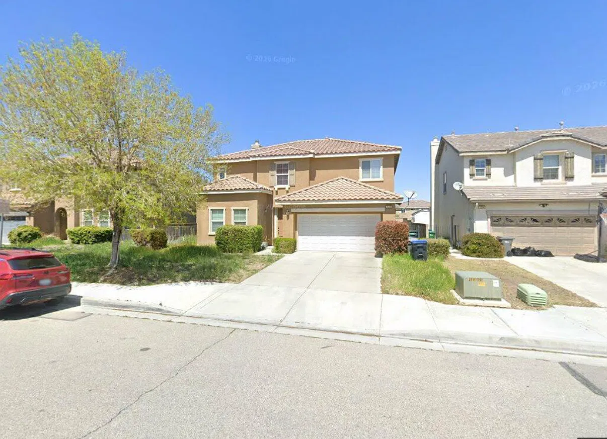 4 bed, 2257 sqft, $3,200 — Photo 1