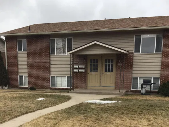 1607 Oxford Dr #B, Cheyenne, WY 82001