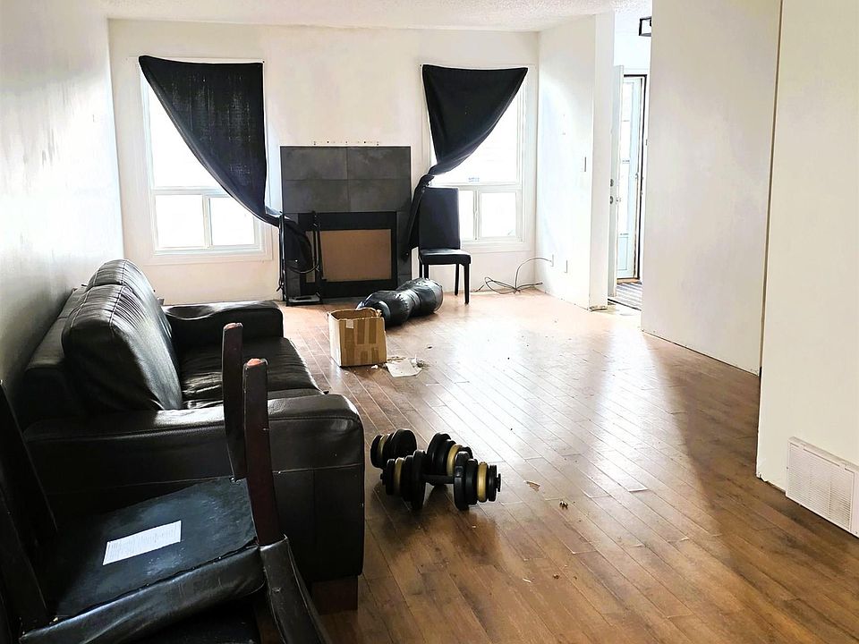 1st image of 6340 184th St NW