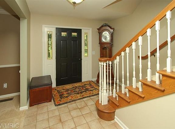 3rd image of 7612 Bramblewood Dr