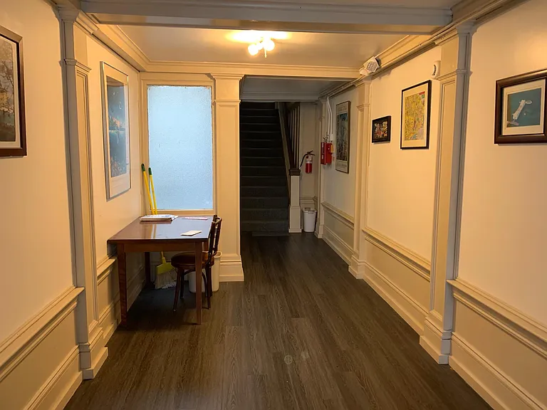 1670 Clay St #1 — Photo 5