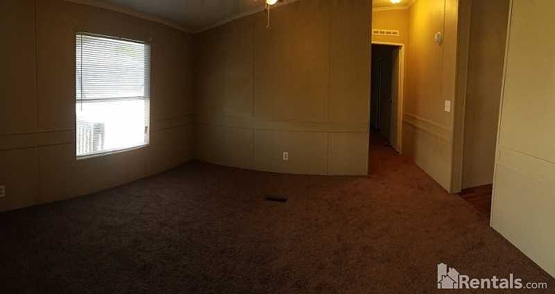 2nd image of 1933 Nicholas St #9