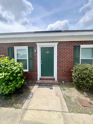 230 Lanier Dr #190 Photo 1