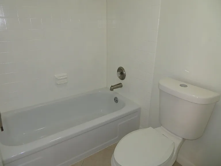 1700 Embassy Dr #708 — Photo 21