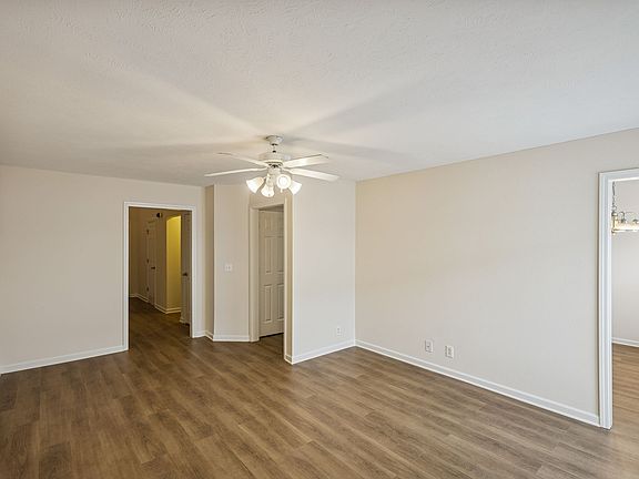 5th image of 1011 Maricopa Dr
