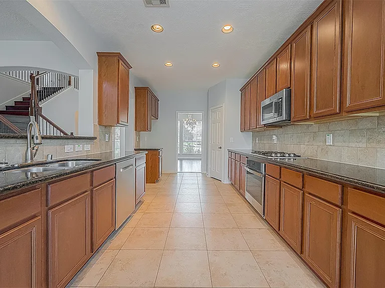 25907 Pebble Terrane Ln — Photo 15