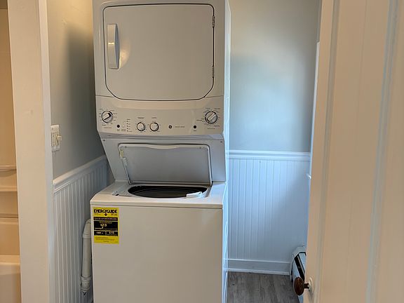 4th image of 301 Maine St Floor 2