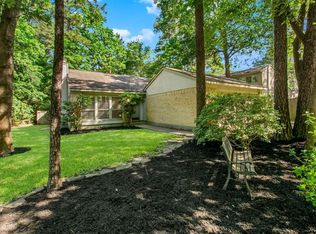 1 Yewleaf Rd, Spring, TX 77381