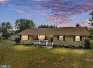 105 Essex Cir, Stephens City, VA