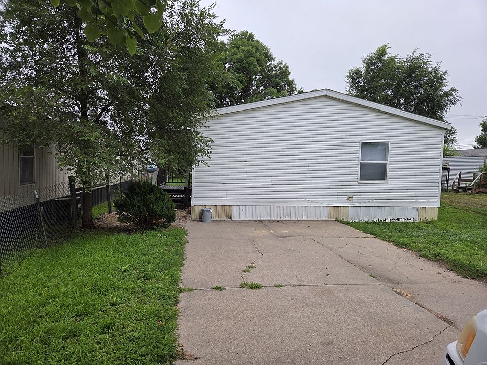 1st image of 1812 W 13th St