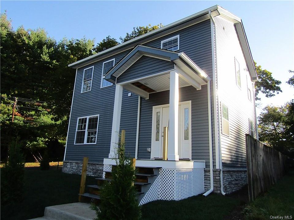 1st image of 214 Prospect St
