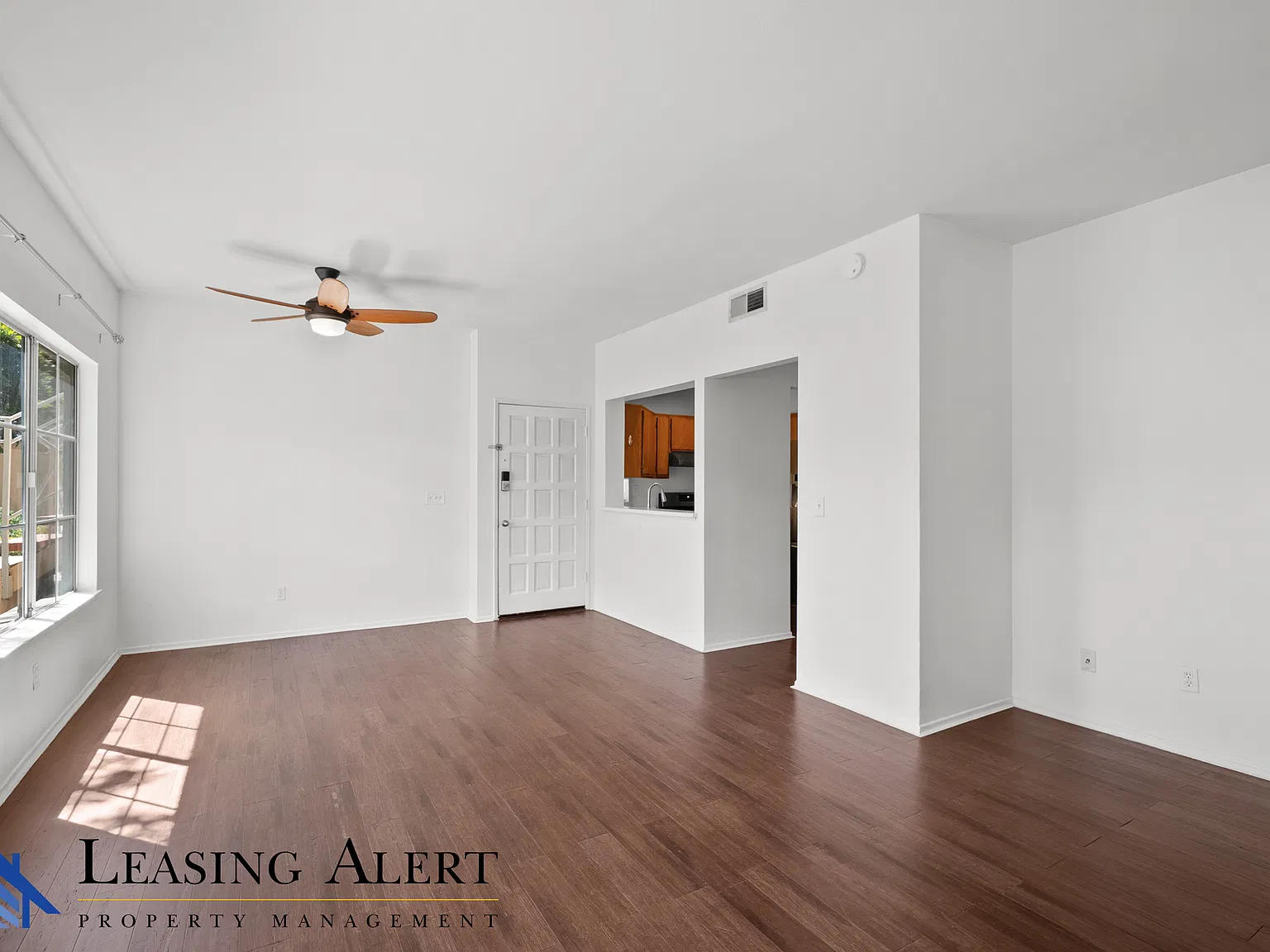 2 bed, 940 sqft, $2,800 — Photo 4