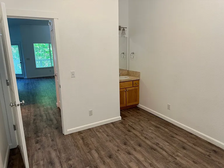 6298 SW Grand Oaks Dr #D303 — Photo 7