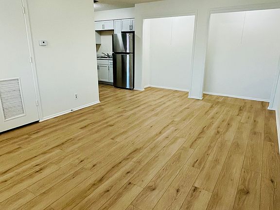 5th image of 3209 Renner Dr #41