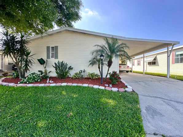 3512 Engineer Dr, Valrico, FL 33594