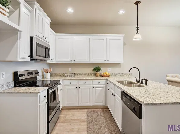 17415 Berkshire Dr #52, Prairieville, LA 70769