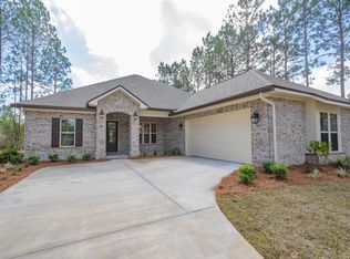 87 Melody Ln, Freeport, FL 32439