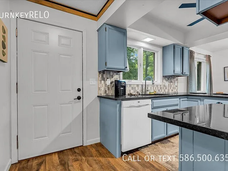 3465 Hazelton Ave — Photo 8