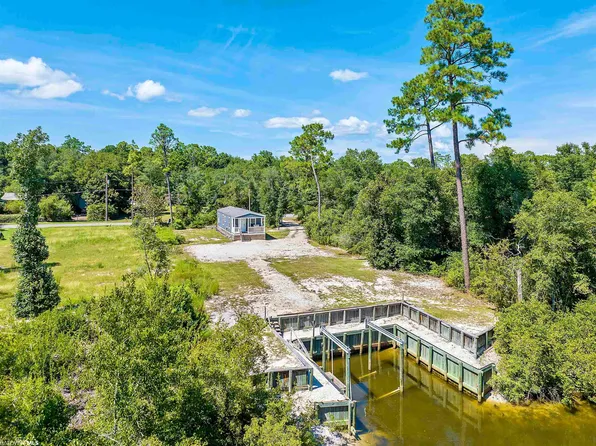 30736 Carrel Ln, Elberta, AL 36530