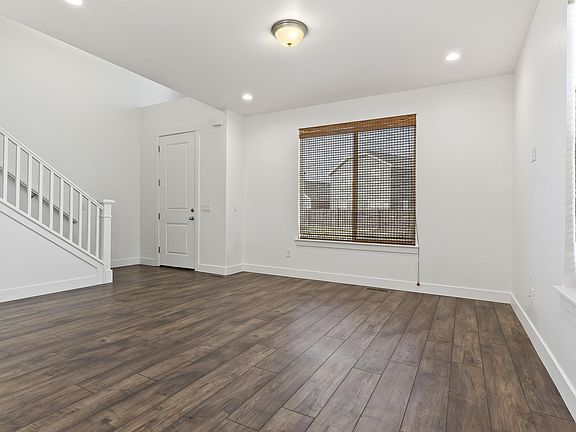 5th image of 14806 S Queens Garden Ln