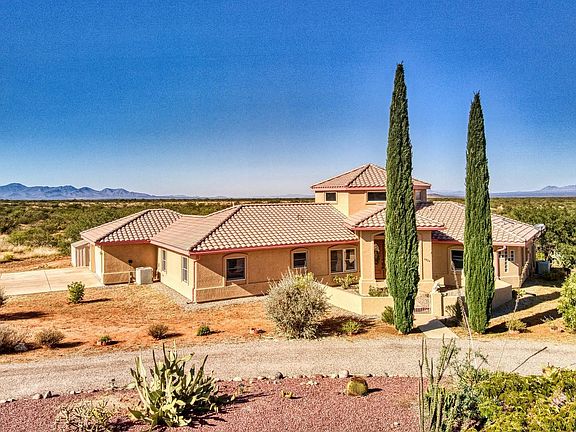 3rd image of 1934 N San Marcos De Niza Dr