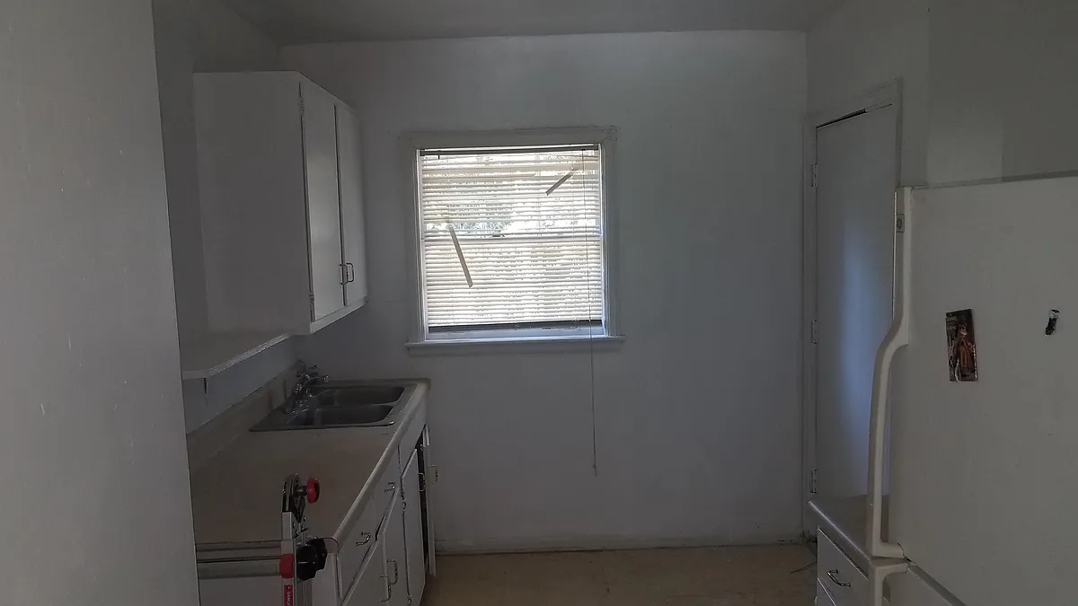 Building Photo - 4818 Kiser Dr