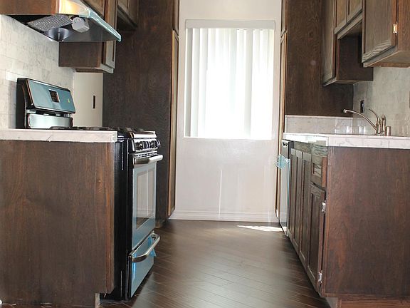 3rd image of 3607 Watseka Ave APT 4