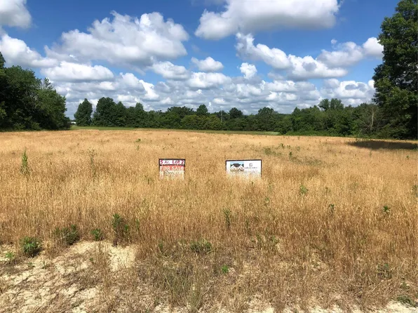 5011 Rodeo Manors Ct, Foristell, MO 63348