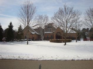 5050 Village Rd, Saline, MI 48176